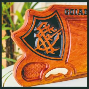 Tábua de Carnes Personalizada Madeira Pinos Un    Dimensão 60cm x 30cm x 3cm